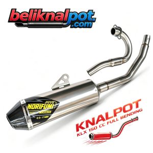Berikut contoh narasi berita otomotif tentang knalpot Norifumi untuk KLX 150: --- ### Knalpot Norifumi Jadi Incaran Pengguna KLX 150, Suara Gahar dan Performa Lebih Responsif Pengguna motor trail Kawasaki KLX 150 kini semakin banyak melirik knalpot aftermarket merek Norifumi sebagai pilihan upgrade harian maupun kebutuhan trabasan. Selain tampil lebih sporty, knalpot ini dikenal memiliki karakter suara bass yang padat serta mampu meningkatkan respons tarikan motor. Beberapa tipe Norifumi yang populer di kalangan pengguna KLX 150 antara lain Rocket 4, Noctus T5, hingga tipe BF stainless full system. Produk-produk tersebut banyak dijual di marketplace dengan harga mulai Rp1 jutaan hingga Rp2,9 jutaan tergantung material dan spesifikasi. ([Shopee Indonesia][1]) Selain faktor suara, pengguna mengaku knalpot Norifumi membuat akselerasi motor terasa lebih ringan terutama pada putaran menengah hingga atas. Tak sedikit rider supermoto maupun pecinta adventure memilih knalpot ini karena desainnya mendukung tampilan racing dan ground clearance yang lebih aman saat melintasi jalur off-road. ([Lazada Indonesia][2]) Meski demikian, penggunaan knalpot aftermarket tetap harus memperhatikan aturan kebisingan agar tidak mengganggu pengguna jalan lain. Diskusi warganet di Reddit juga menunjukkan masih banyak keluhan terkait knalpot bising di jalan raya dan potensi terkena penindakan tilang apabila suara dianggap melebihi batas wajar. ([Reddit][3]) Bagi pengguna KLX 150 yang ingin mengganti knalpot, disarankan memilih produk dengan material stainless berkualitas dan pemasangan presisi agar performa motor tetap optimal serta nyaman digunakan harian. --- [1]: https://shopee.co.id/Knalpot-norifumi-rocket-4-bore-up-KLX-150-ORIGINAL-NORIFUMI-i.31651083.10005747389?utm_source=chatgpt.com "Jual Knalpot norifumi rocket 4 bore up KLX 150 ORIGINAL NORIFUMI | Shopee Indonesia" [2]: https://www.lazada.co.id/videodetail/?video_id=30001630638&utm_source=chatgpt.com "KNALPOT RACING KLX 150 BF & CRF 150L NORIFUMI NF" [3]: https://www.reddit.com/r/indonesia/comments/11smq0g?utm_source=chatgpt.com "Gak ngerti kenapa beberapa pengendara motor suka bunyiin knalpot keras2? Mentally ill kah?"